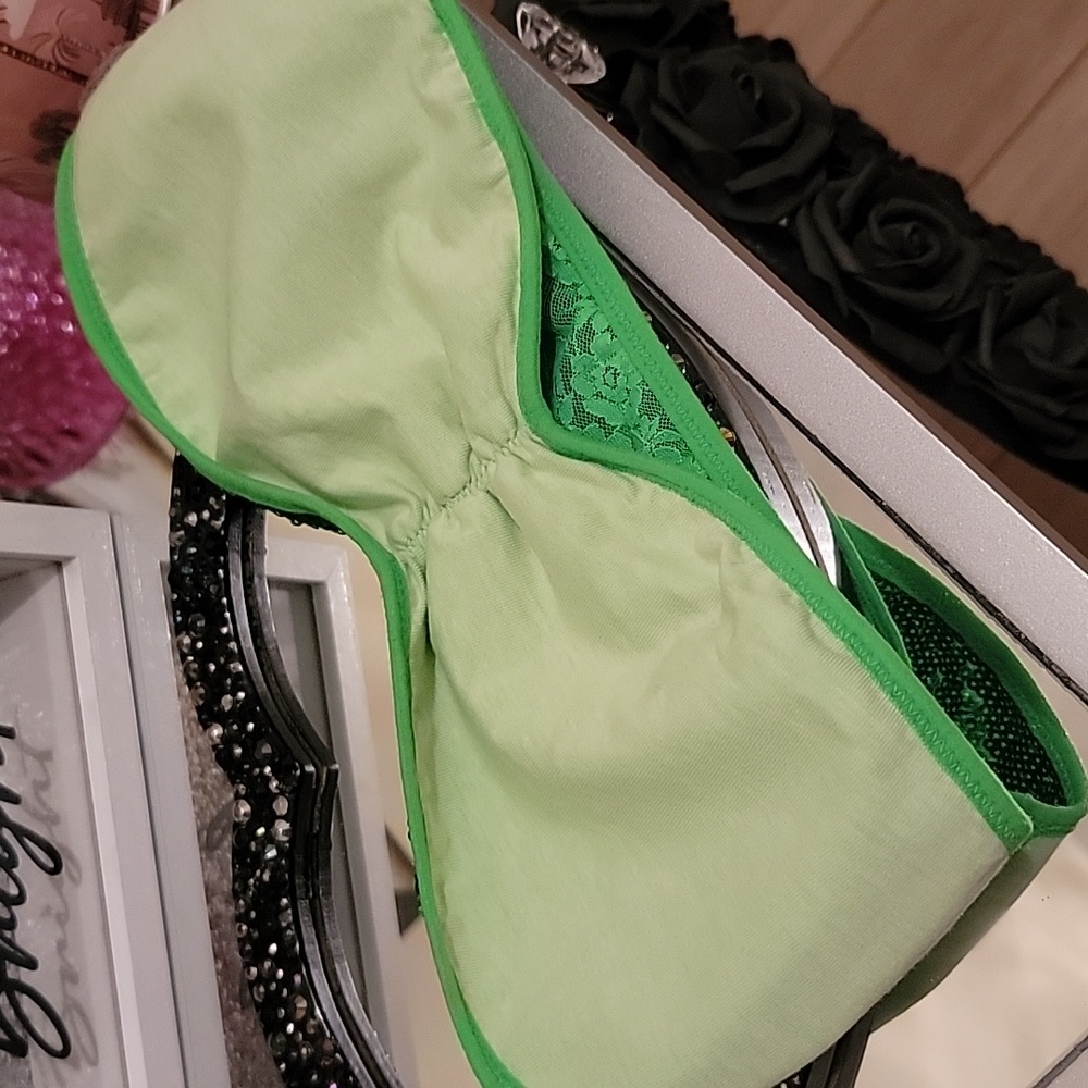 PINK Victoria's Secret Gray Tank Top With Green Sequin Shamrocks. XS. Bralette S - Picture 13 of 16
